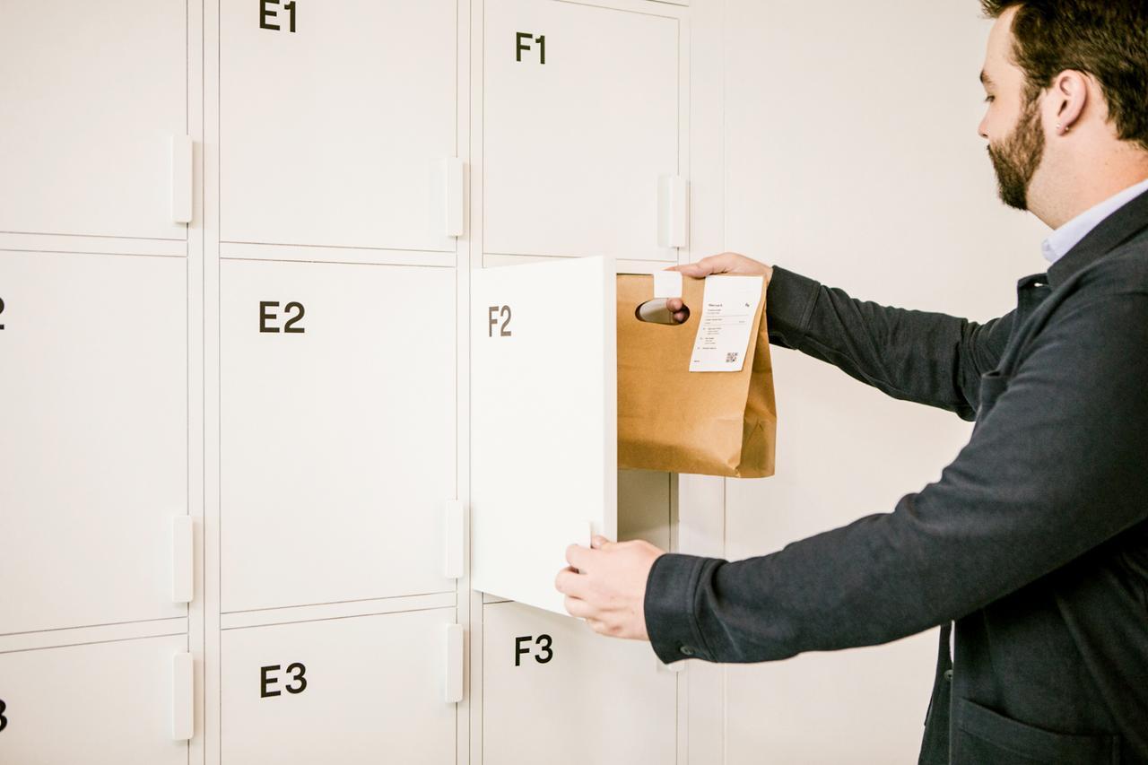 How Much Does It Cost to Start a Ghost Kitchen: A Complete Guide